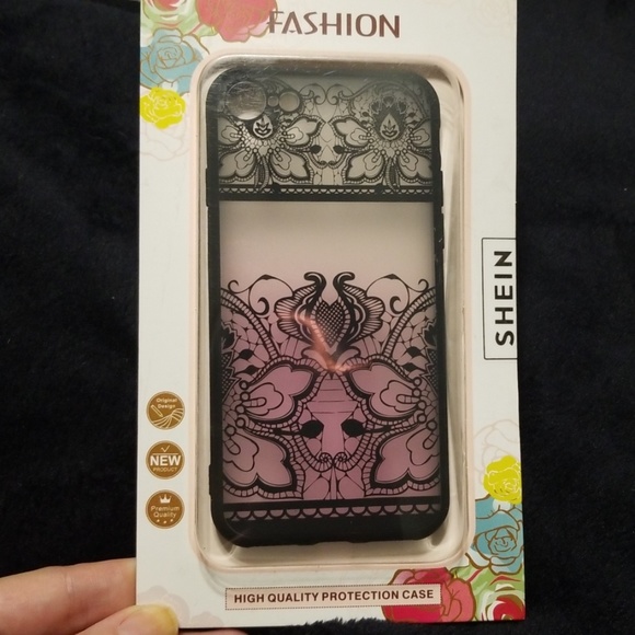 I Phone 7/8 NWT Rubber Pink Fade Lace Detail Case - Picture 5 of 5